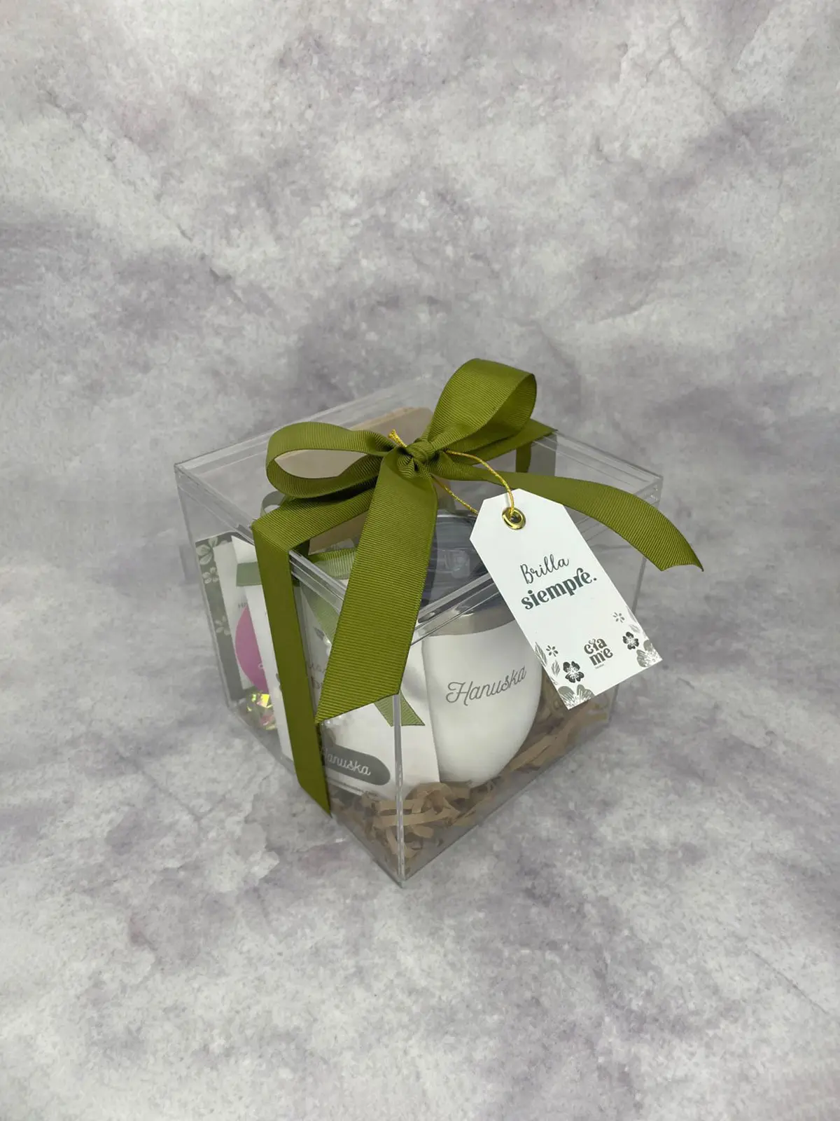 Regalo cumpleaños personalizado con libreta personalizada, vaso mug grabado láser, pulsera con dije dorado