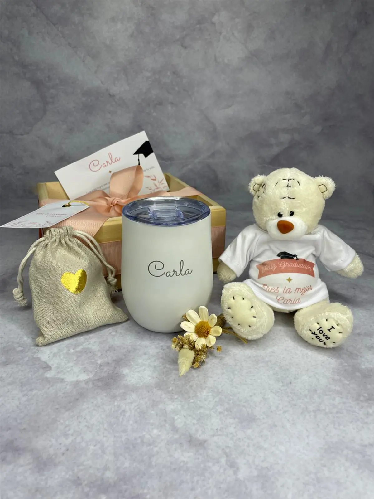 Regalo de graduación personalizado con peluche osita sublimada, vaso mug grabado láser, bolsa tocuyo